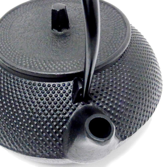 Iwachu - Iron kettle 7-inch Arare IH compatible (inner surface is kiln-fired)