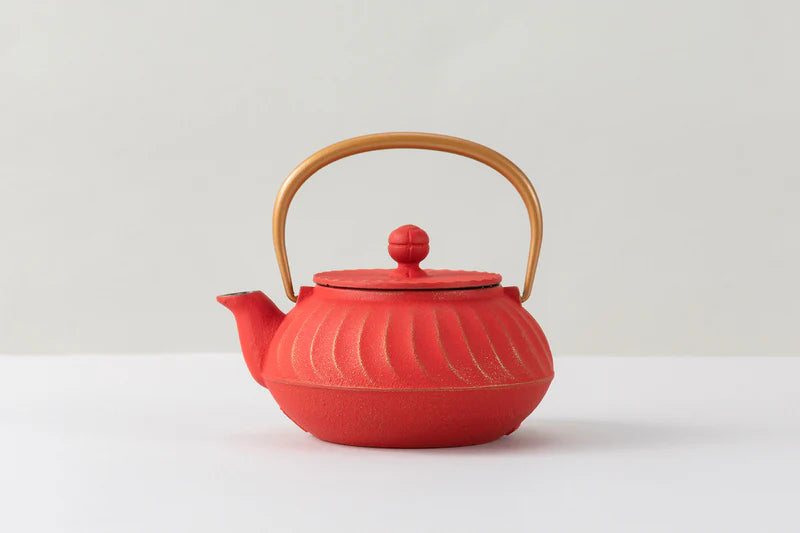 Iwachu - Teapot type 5 wave (goldred)