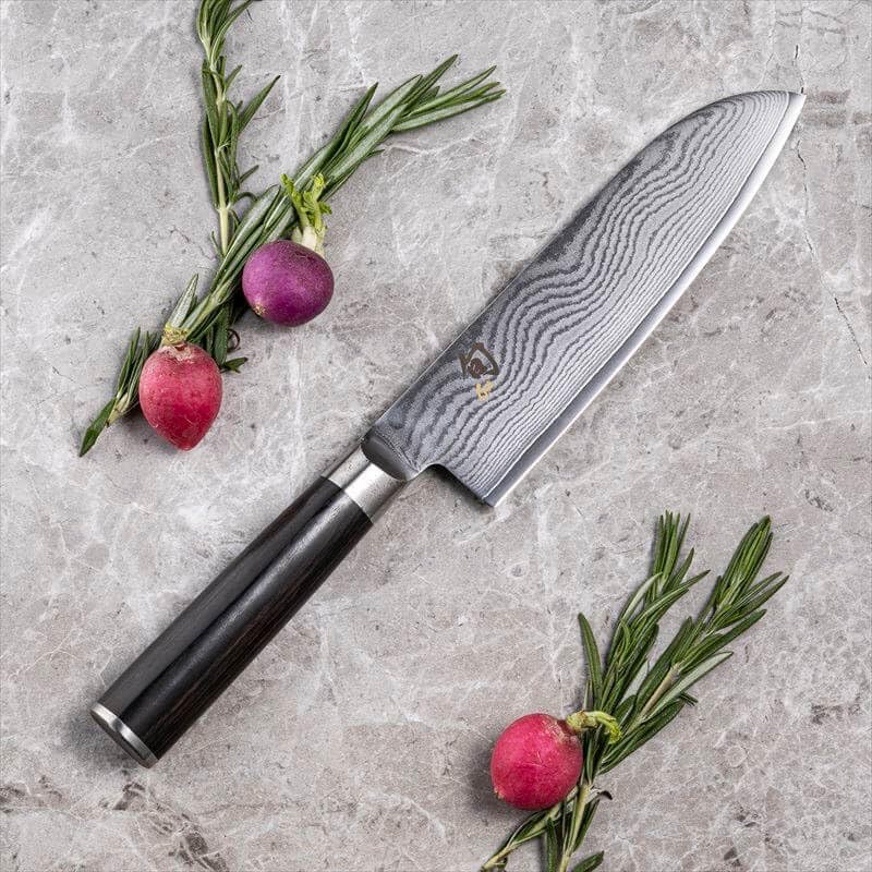 Shun - Classic Santoku Knife, 6.9 inches (175 mm), Made in Japan Stainless Steel