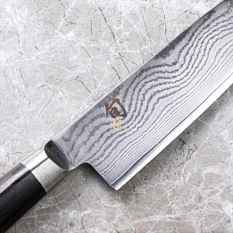 Shun - Classic Santoku Knife, 6.9 inches (175 mm), Made in Japan Stainless Steel