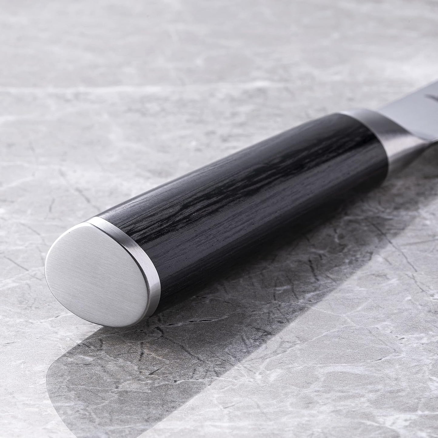Shun - Classic Santoku Knife, 5.3 inches (135 mm) Santoku Knife