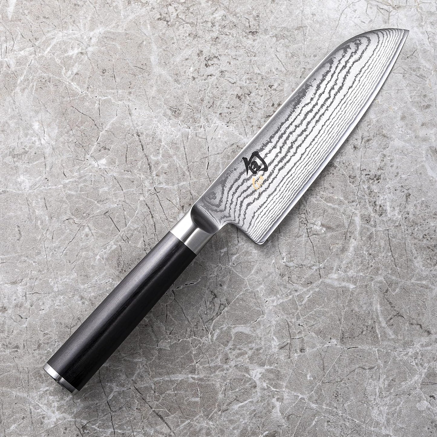 Shun - Classic Santoku Knife, 5.3 inches (135 mm) Santoku Knife
