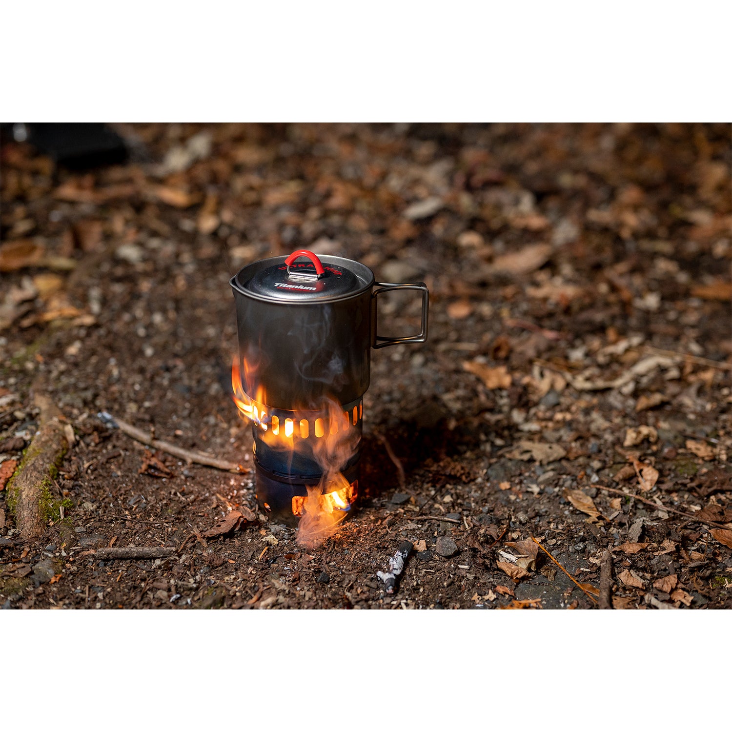EVERNEW Alcohol Stove Stand DX Set with titanium alcohol stove and windscreen pot support