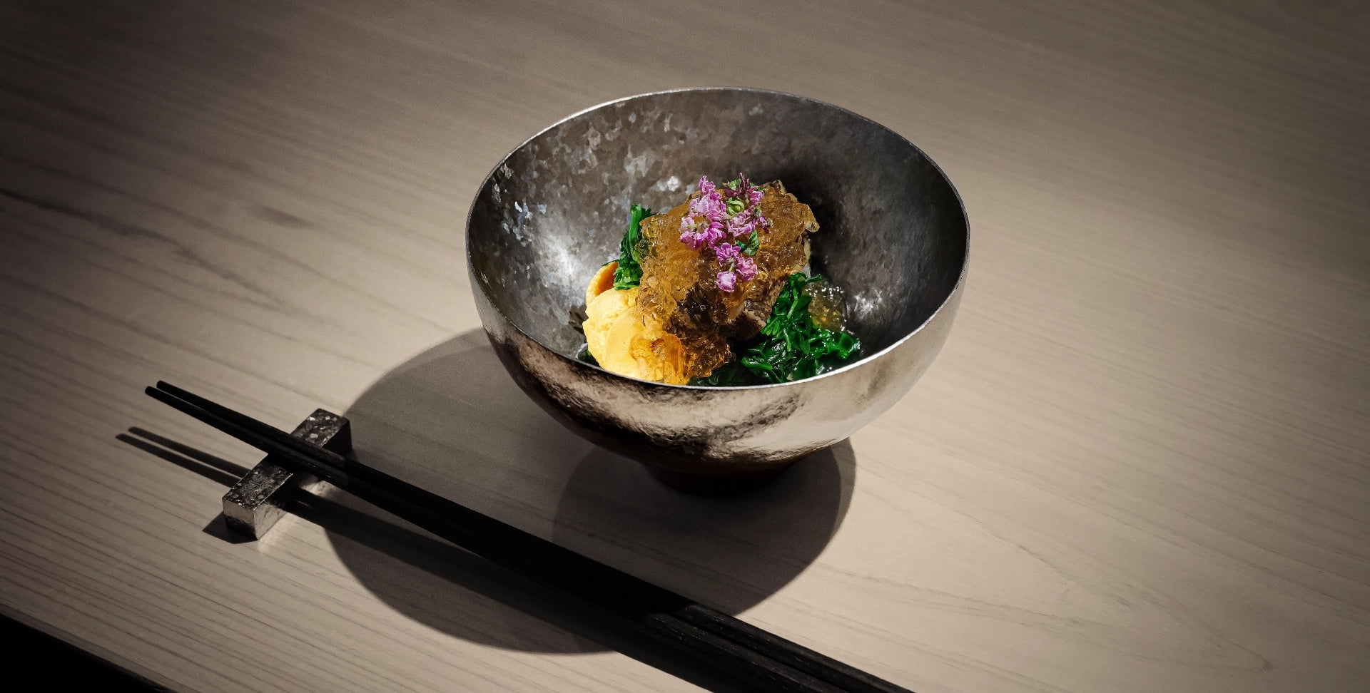 SUSgallery Owan Japanese pure titanium vacuum-insulated bowl made in Tsubame, Japan