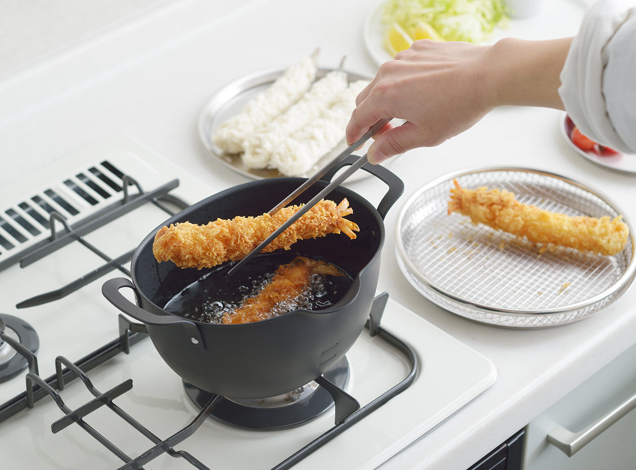 Yoshikawa - Unique Iron Deep Frying Pan