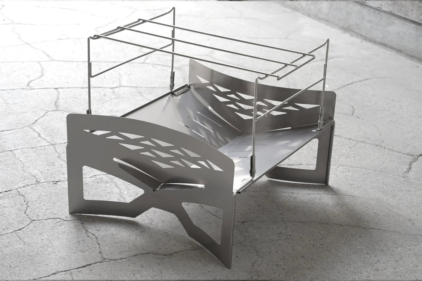 TOKYO CRAFTS - MAKULITE Titanium Fire Pit